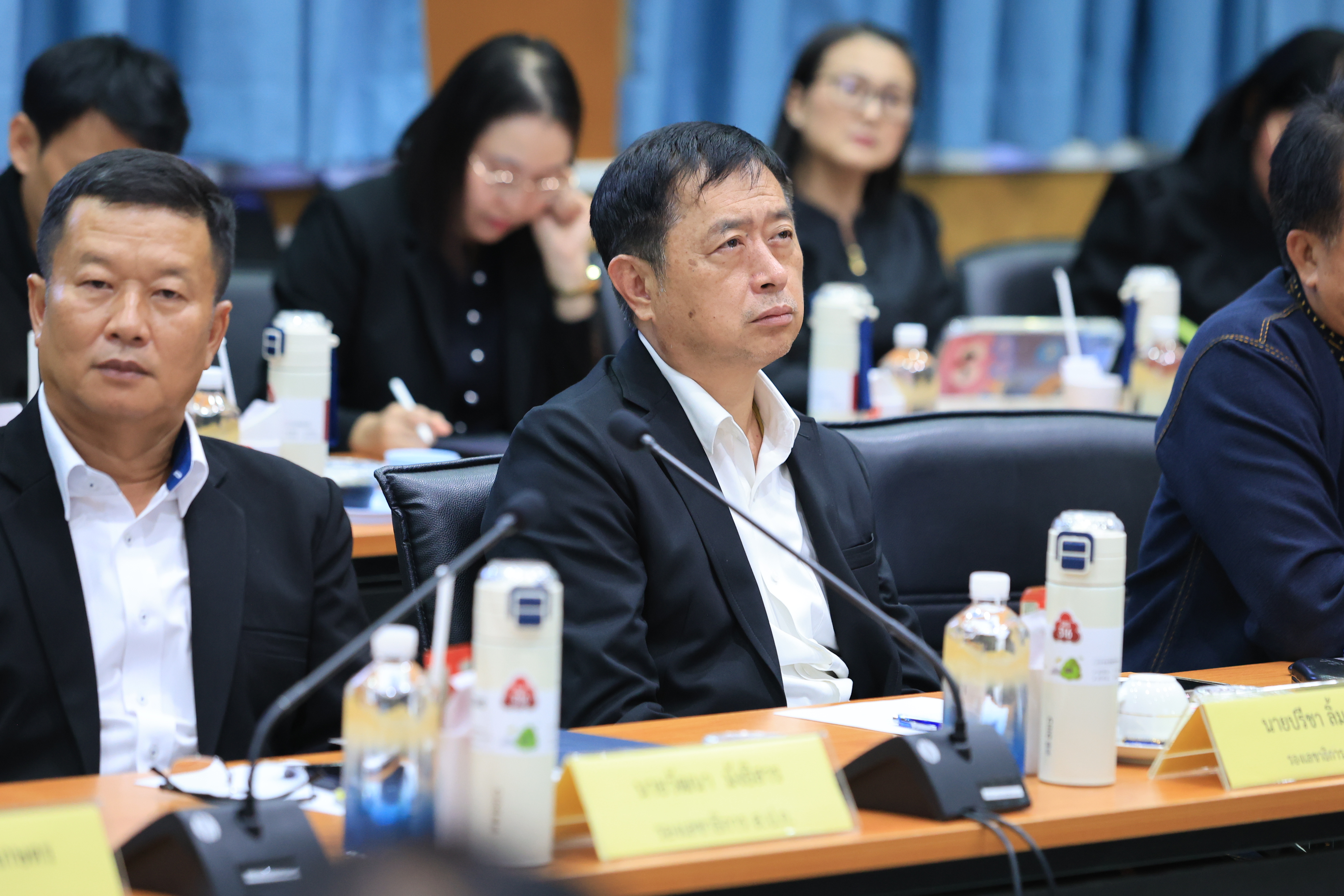 title - ส.ป.ก. ร่วมประชุมขับเคลื่อนนโยบายสำคัญของ รมว.กษ. ครั้งที่ 7/2569  “ยกระดับสิทธิโฉนดเพื่อการเกษตร ปักหมุดพืชเศรษฐกิจใหม่ 